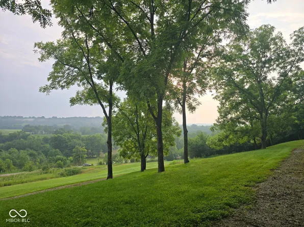 5143 N Hogan Rd, Aurora, IN 47001