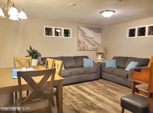 10745R Gina Dr, Jacksonville, FL 32218