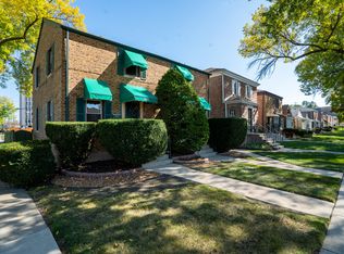 8001 S Artesian Ave, Chicago, IL