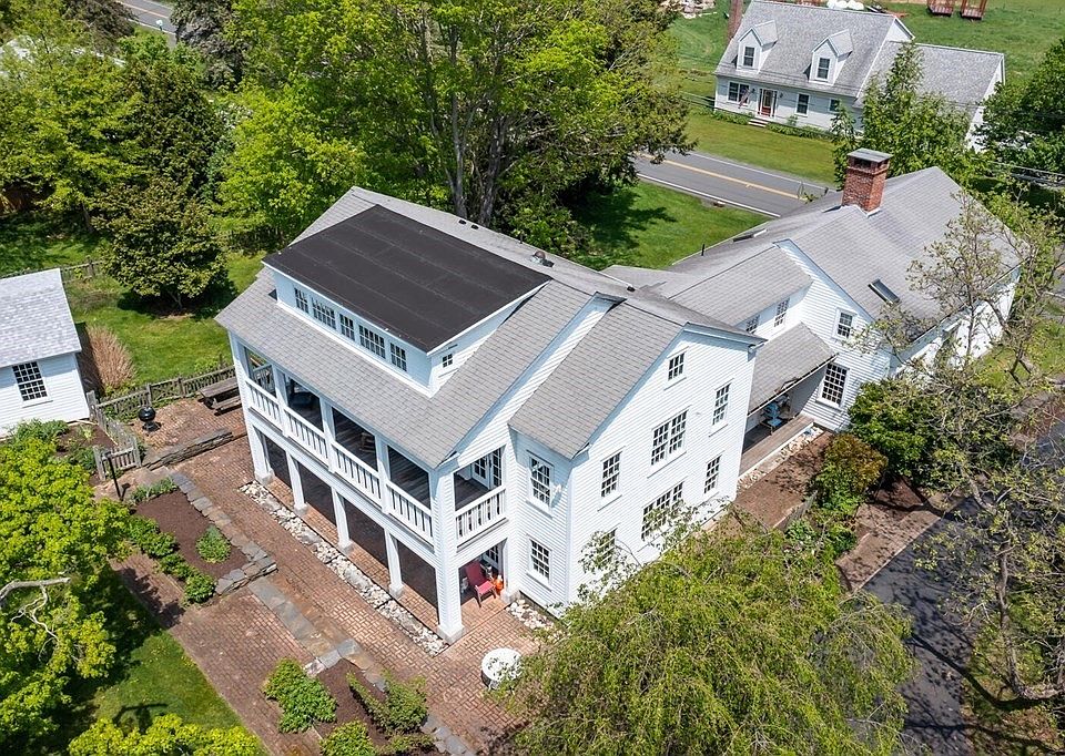 1611 S East St, Amherst, MA 01002 Zillow