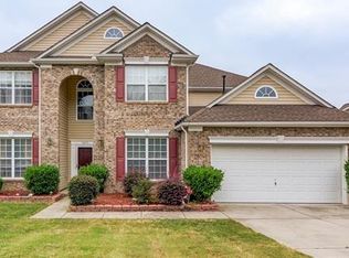 3623 Lees Crossing Dr, Charlotte, NC 28213
