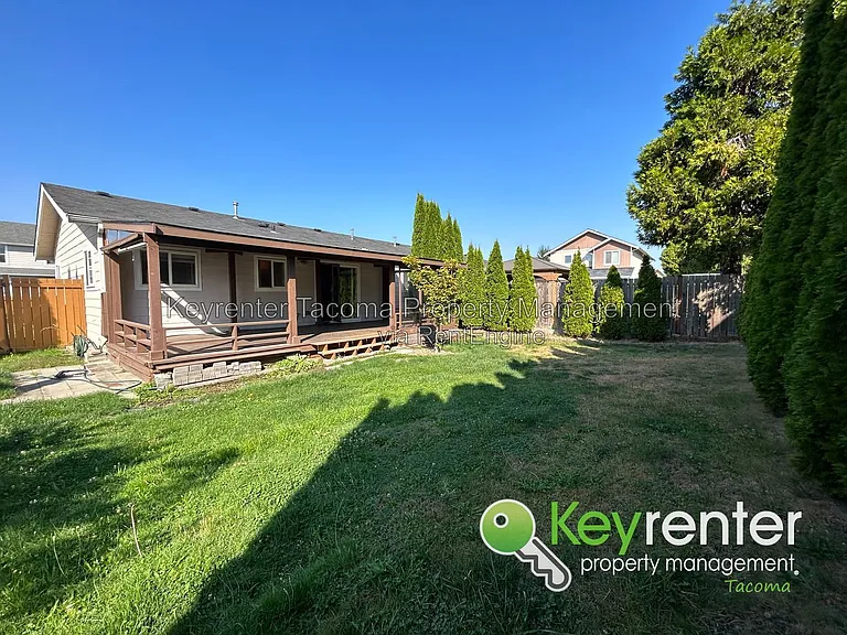 221 Sunset Dr — Photo 22