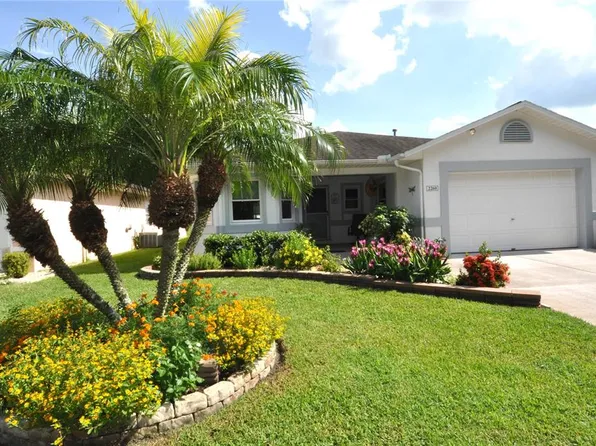 2260 Silver Lakes Dr N, Lakeland, FL 33810