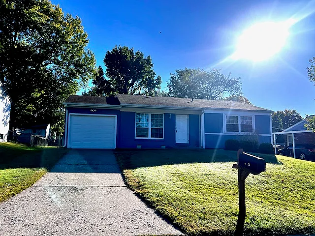 3 bed, 1116 sqft, $1,700 — Photo 1