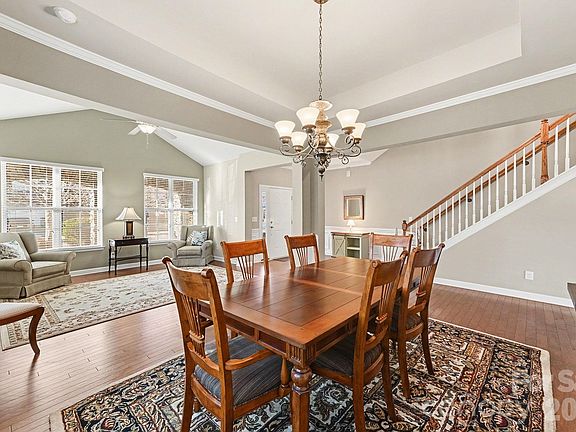 4th image of 10974 Aspen Ridge Ln NW