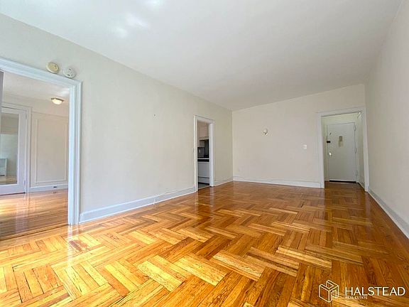 3rd image of 245 W 75th St APT 5C