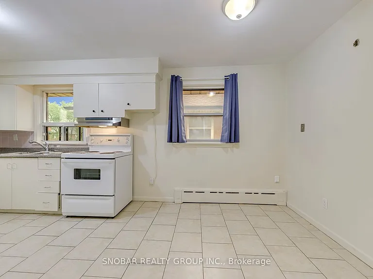 150 Portland St #3 — Photo 10
