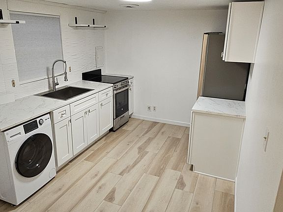 4th image of 312 S Lincoln Ave