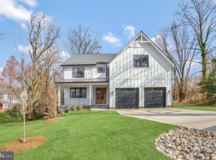 2209 Grayson Pl, Falls Church, VA 22043
