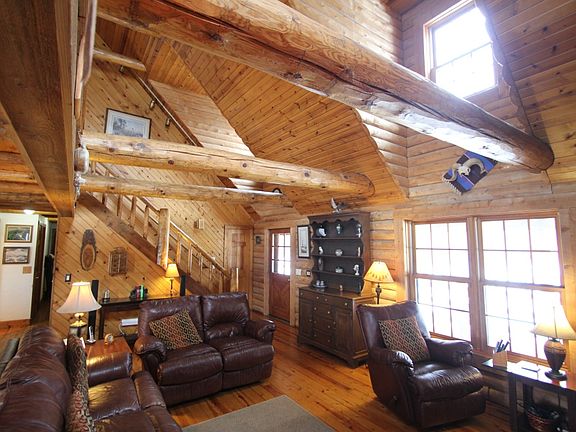 3rd image of W275N1990 Cabin Creek Ct