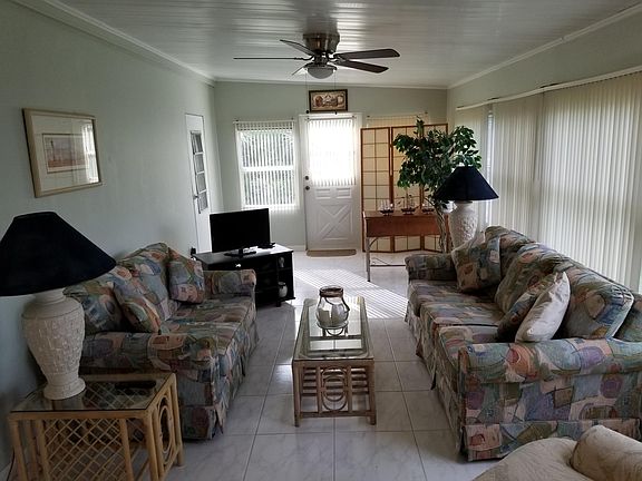 3rd image of 28 Iberian Ln