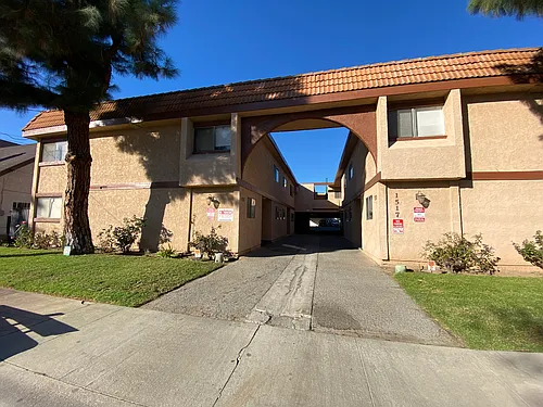 1517 Acacia #13 Photo 1