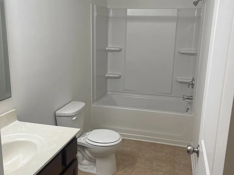 2308 Stonehaven Dr — Photo 10