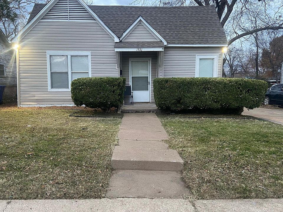 1st image of 1921 Avondale Ave