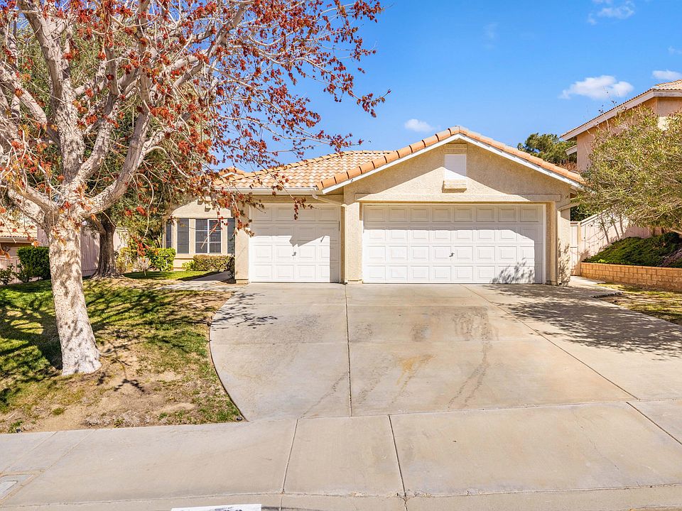 1st image of 36522 Ironhorse Dr