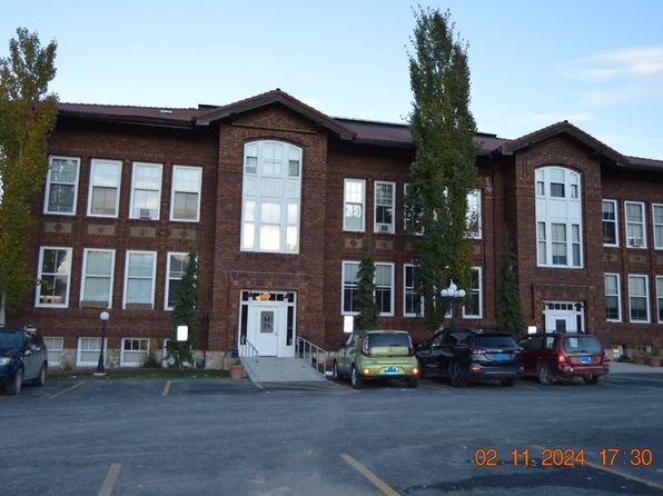 121 Wall St #303