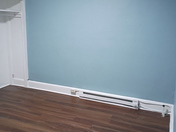5th image of 311 1/2 King St W #5
