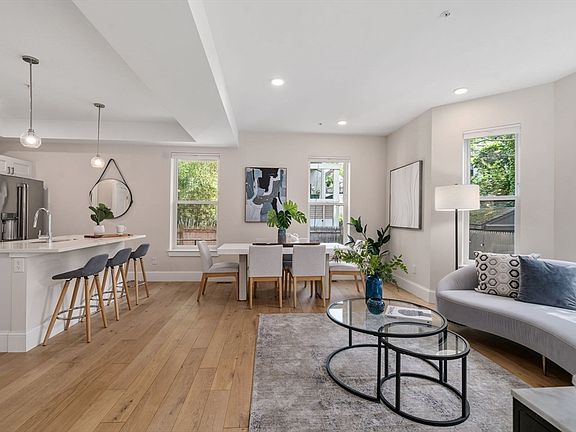 5th image of 12 Arnold Cir #3