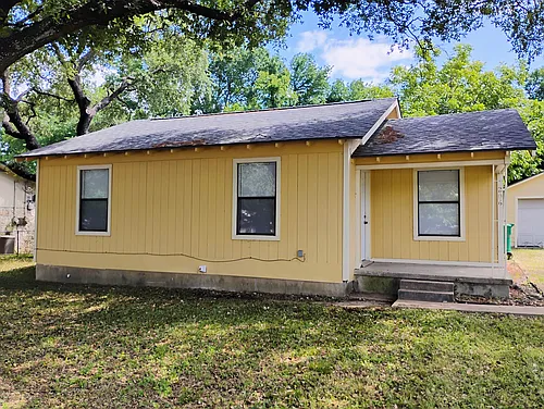 206 W Robin Ln Photo 1