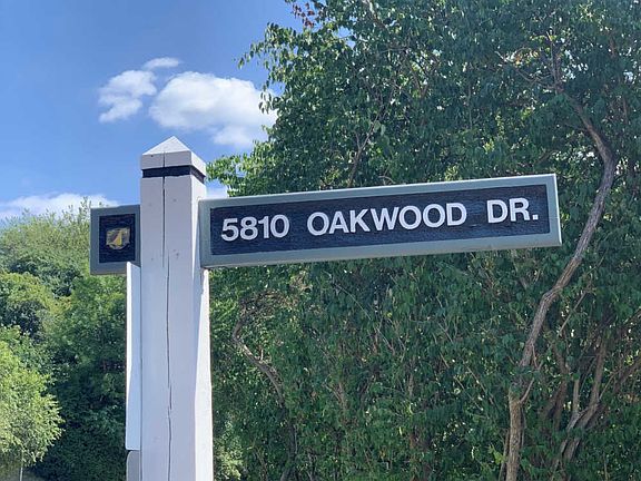 3rd image of 5810 Oakwood Dr Unit 3K