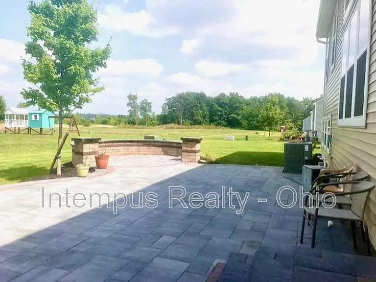 9390 Woodbine Way — Photo 60