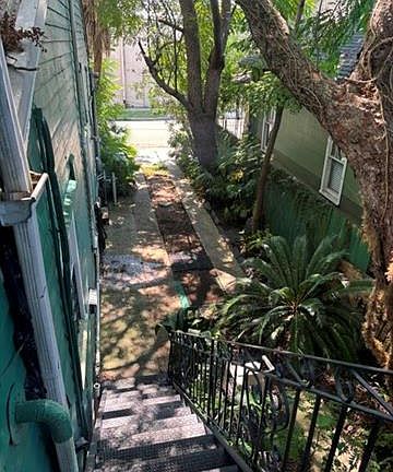 3rd image of 8127 Maple St