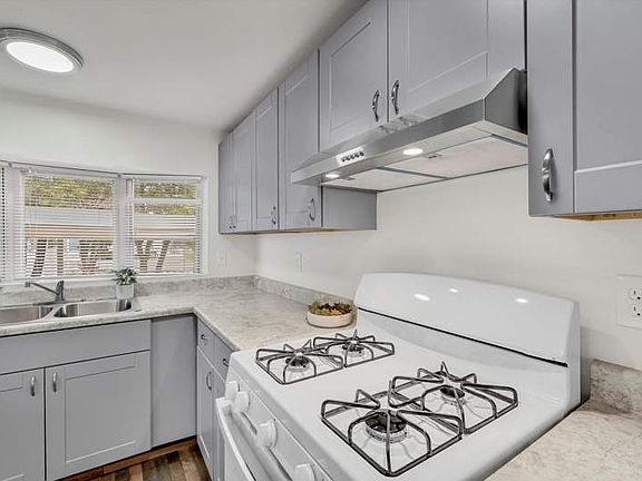 4th image of 3000 N Romero Rd Unit C5