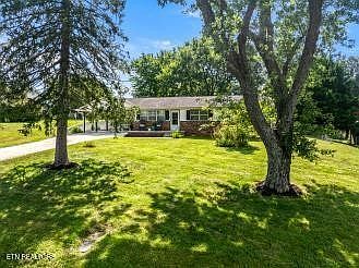4th image of 3025 Meadowview Dr