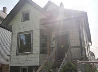 1947 S 20th St, Milwaukee, WI 53204