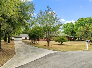 5030 Diamond Creek Dr, Midlothian, TX 76065