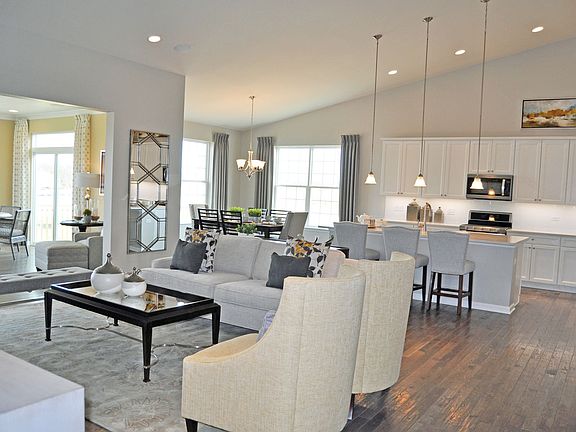 4th image of 1840 Alta Dr