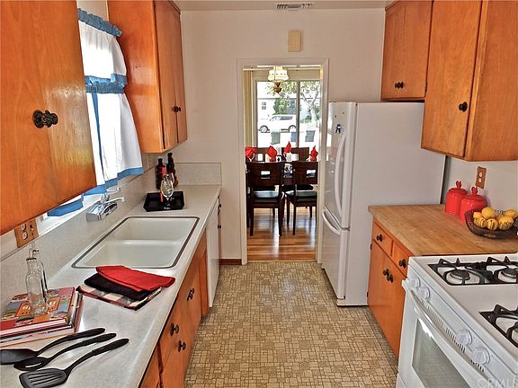3rd image of 6003 Arabella St