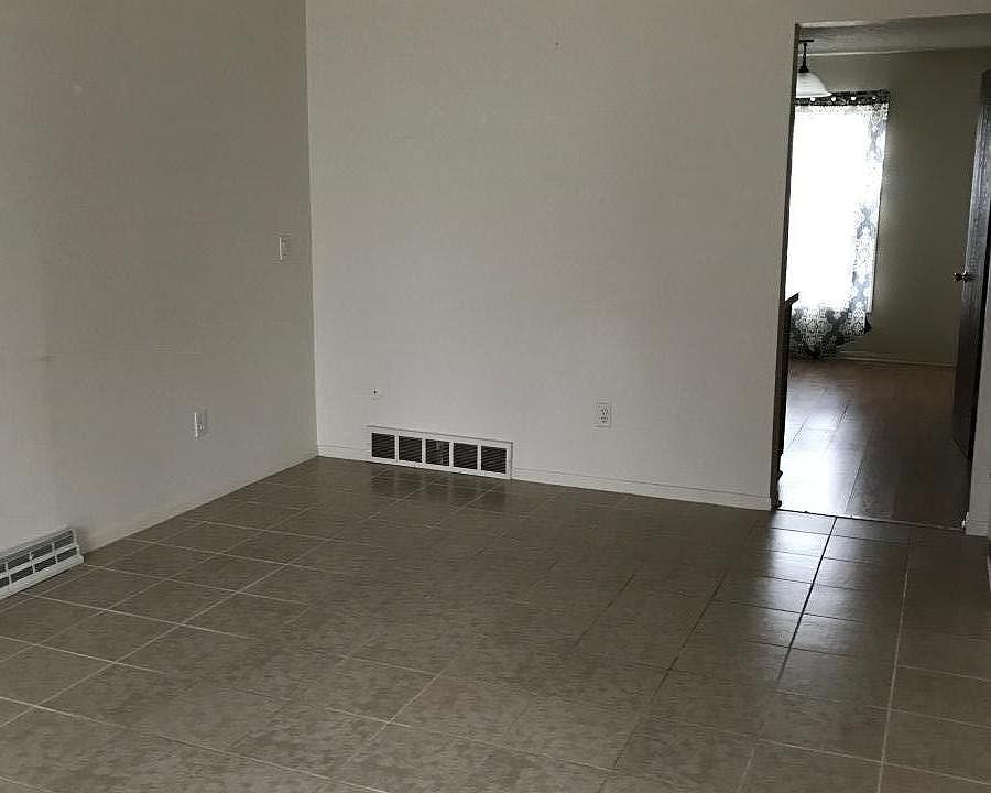 Living Room- 2