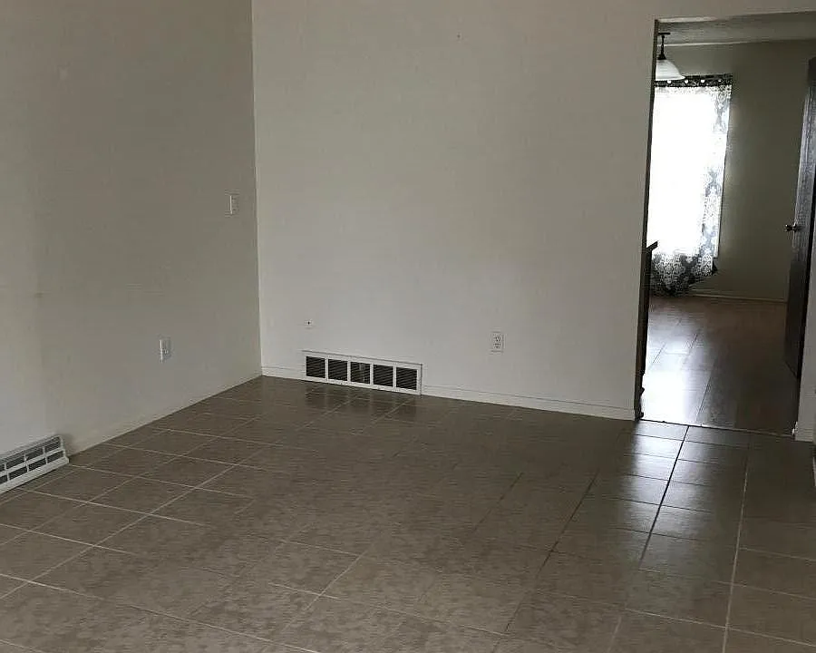 Living Room- 2