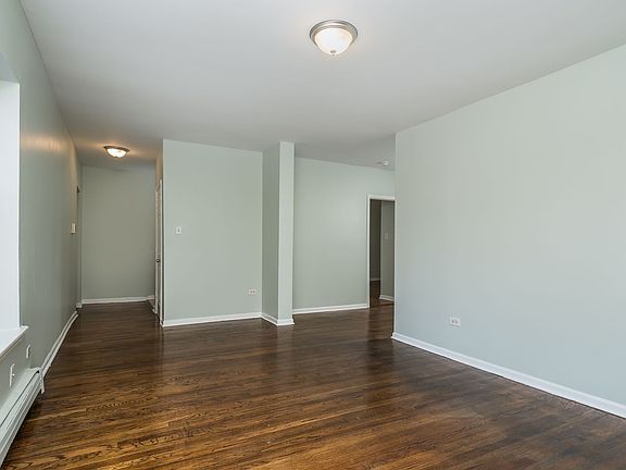 4th image of 7030 S Paxton Ave