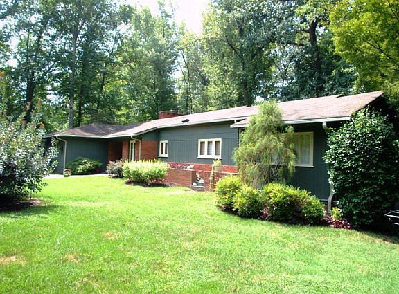 2nd image of 217 Brandon Ct