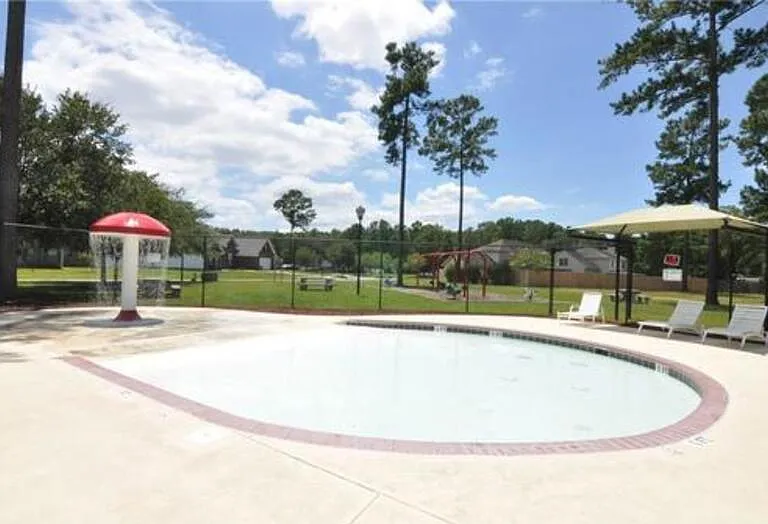 258 Lancaster Way — Photo 22