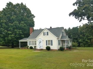 496 Brawley School Rd, Mooresville, NC 28117