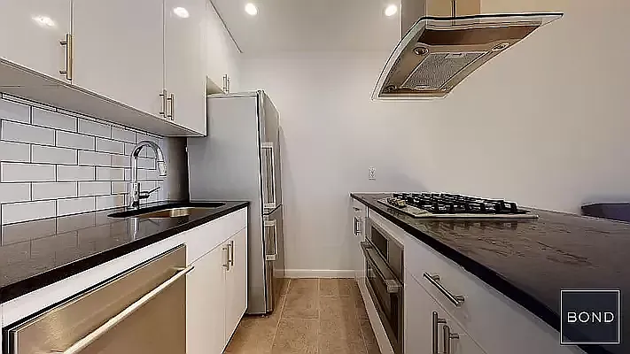 Rented by Bond New York | media 6