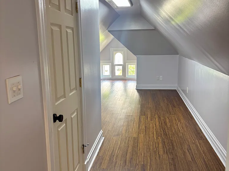 524 E Ormsby Ave — Photo 29