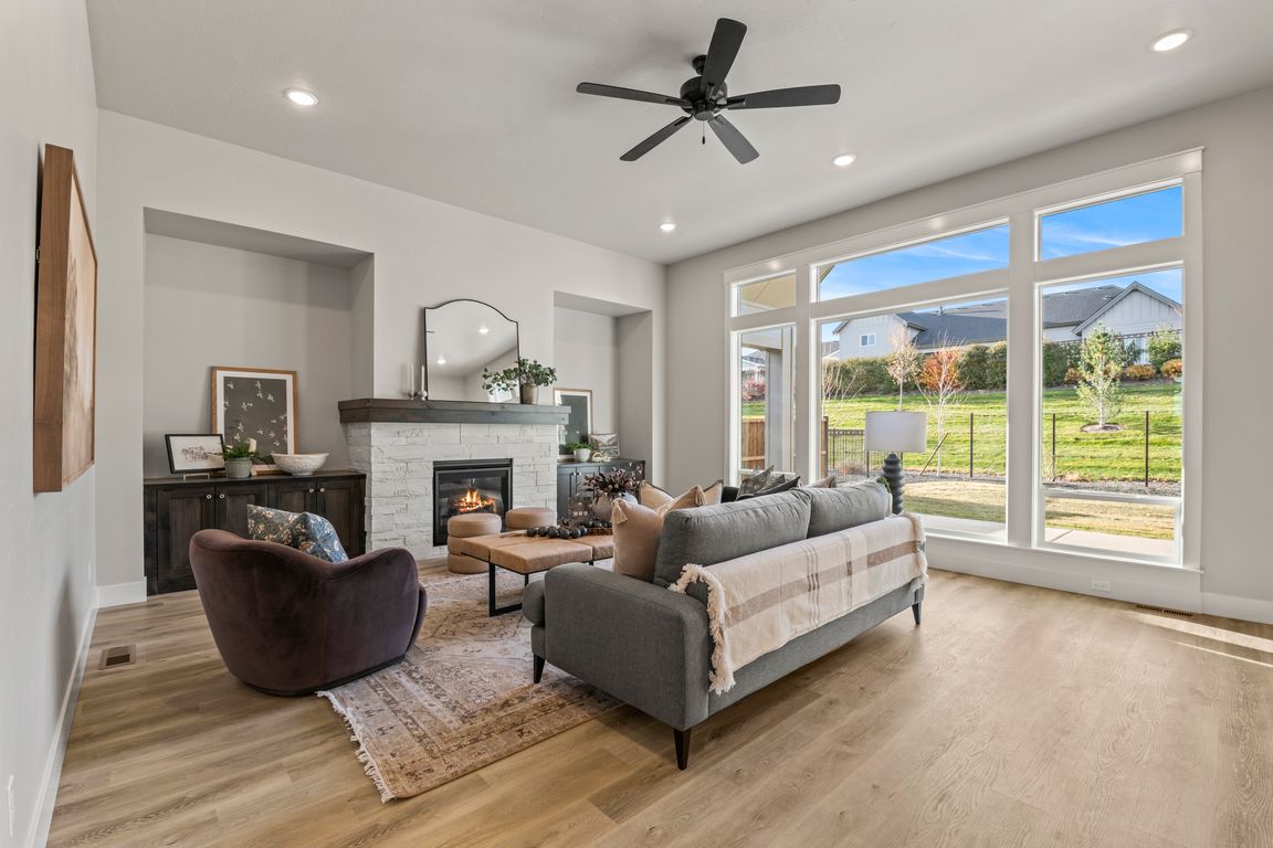 next background image