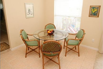 4th image of 756 Kensington Gardens Ct