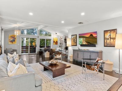204 Big Oak Rd, Stamford, CT, 06903