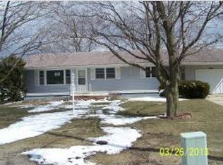 109 N Yates St, Alpha, IL 61413