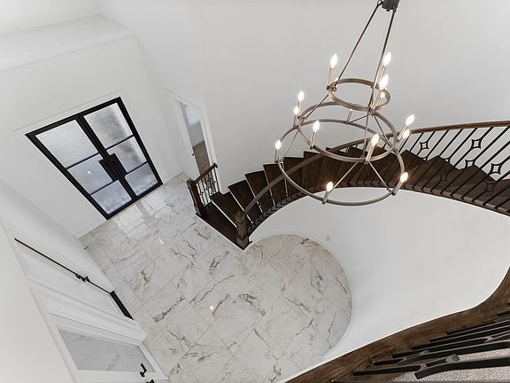 5th image of 7407 Sawgrass Terrace Ln