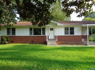 701 Martha St SW, Decatur, AL 35601