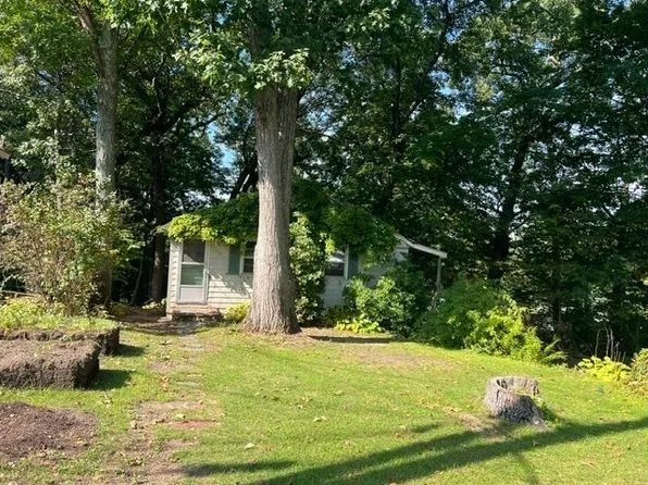 30 Harbell St, Lexington, MA 02420