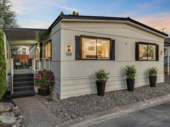 21100 NE Sandy Blvd Unit 108, Fairview, OR 97024