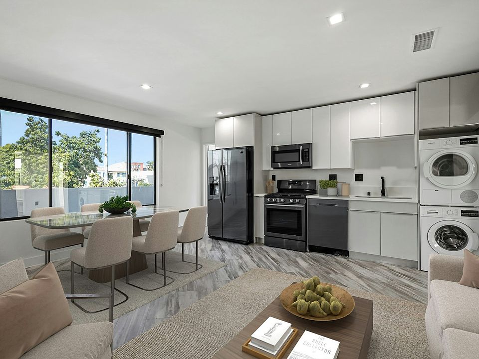 1st image of 955 N Oxford Ave #5