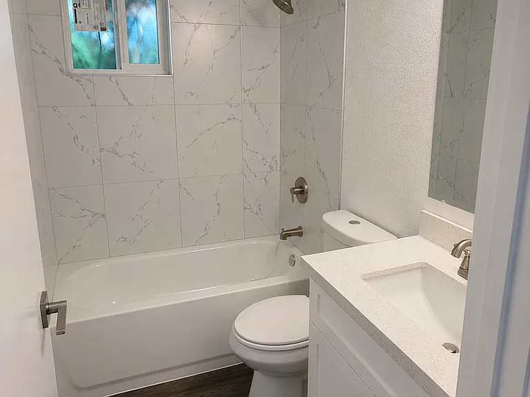 510 W University Dr #101 — Photo 2